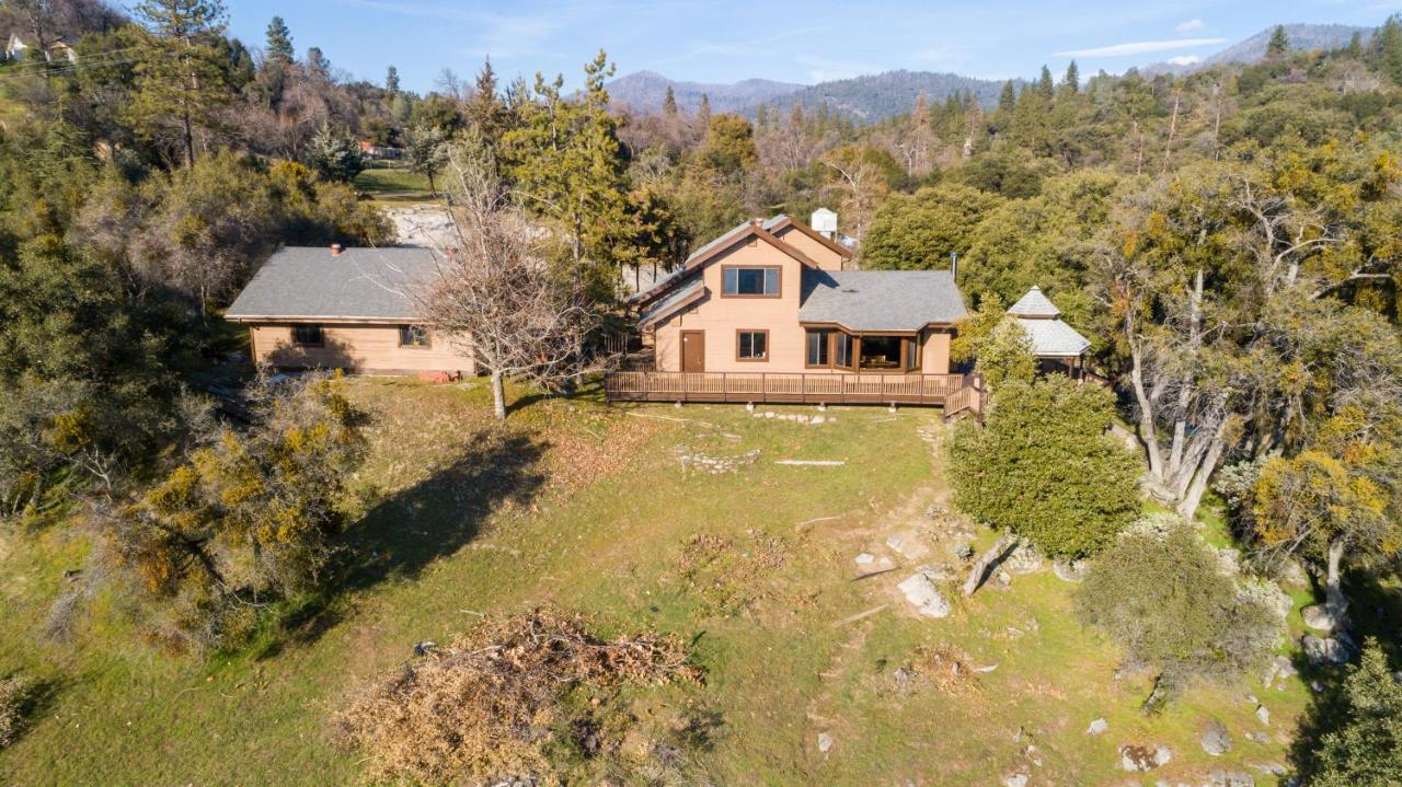 Casa Rio Yosemite -Waterfall Plus 9 Acres Oakhurst Exterior foto